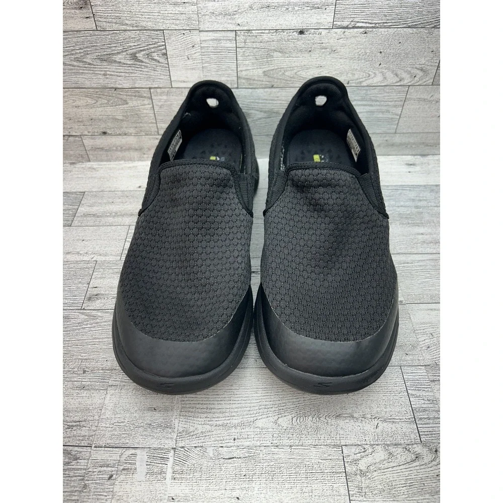 Skechers GOwalk 5 Slip On Shoes Men 9.5 XXWideBlack ULTRA GO Air Cooled Goga Mat